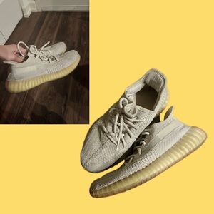 Adidas YEEZY Boost 350 V2  Size 7.5
